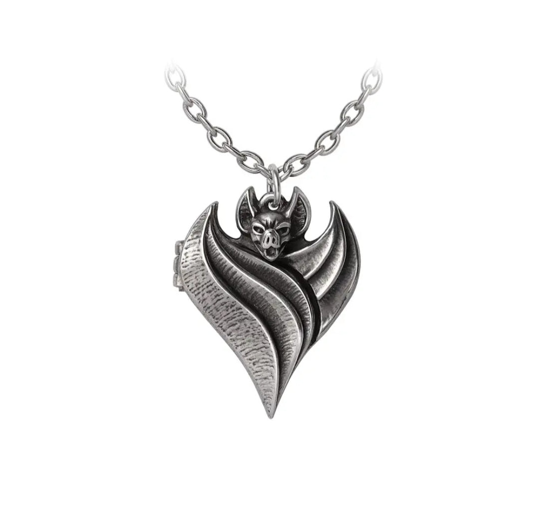Darken Heart Locket